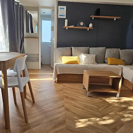 Charming Mobile Apartmán *